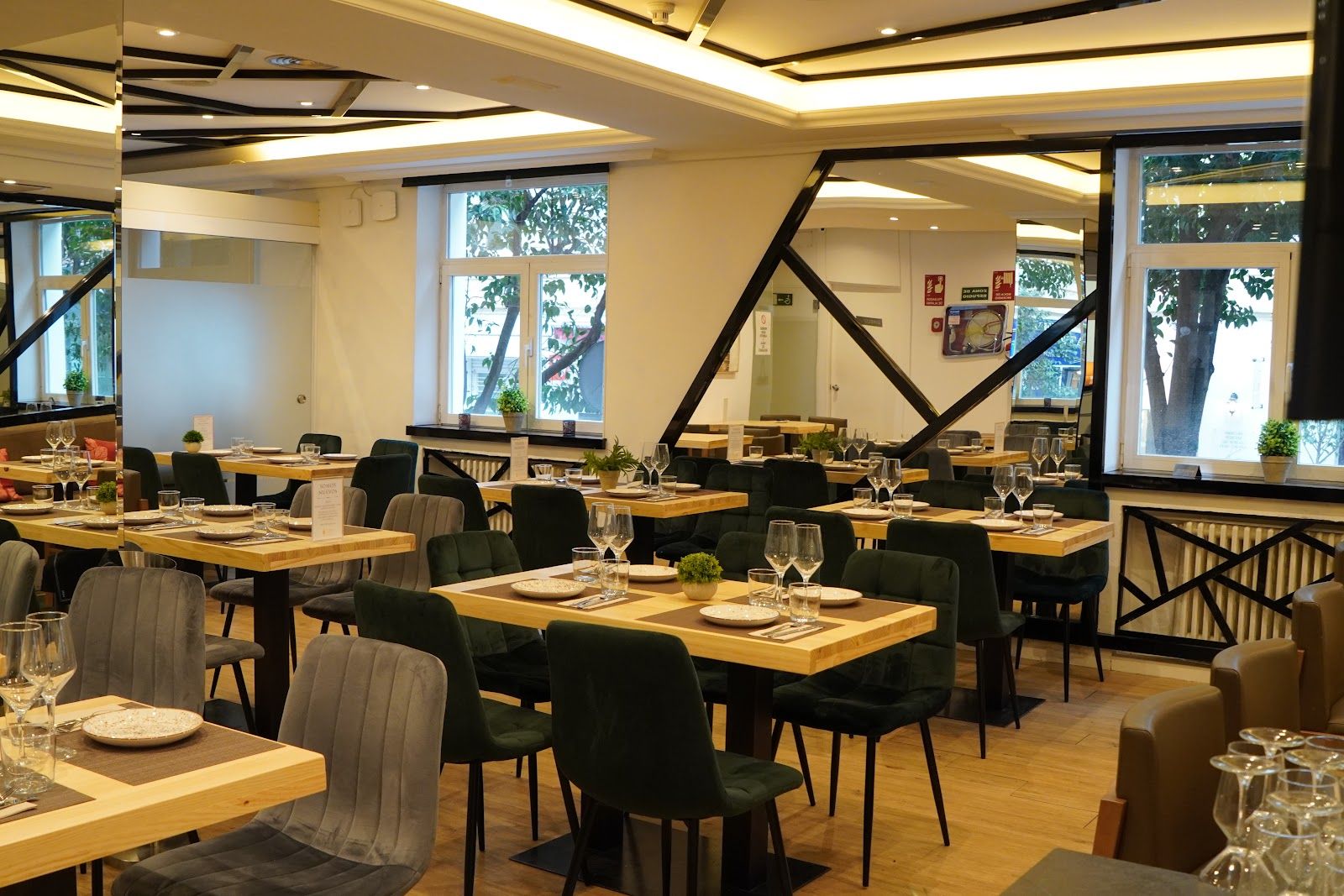 Puerto Noble Barrio de Salamanca — cocina mediterránea — menú del día en Madrid