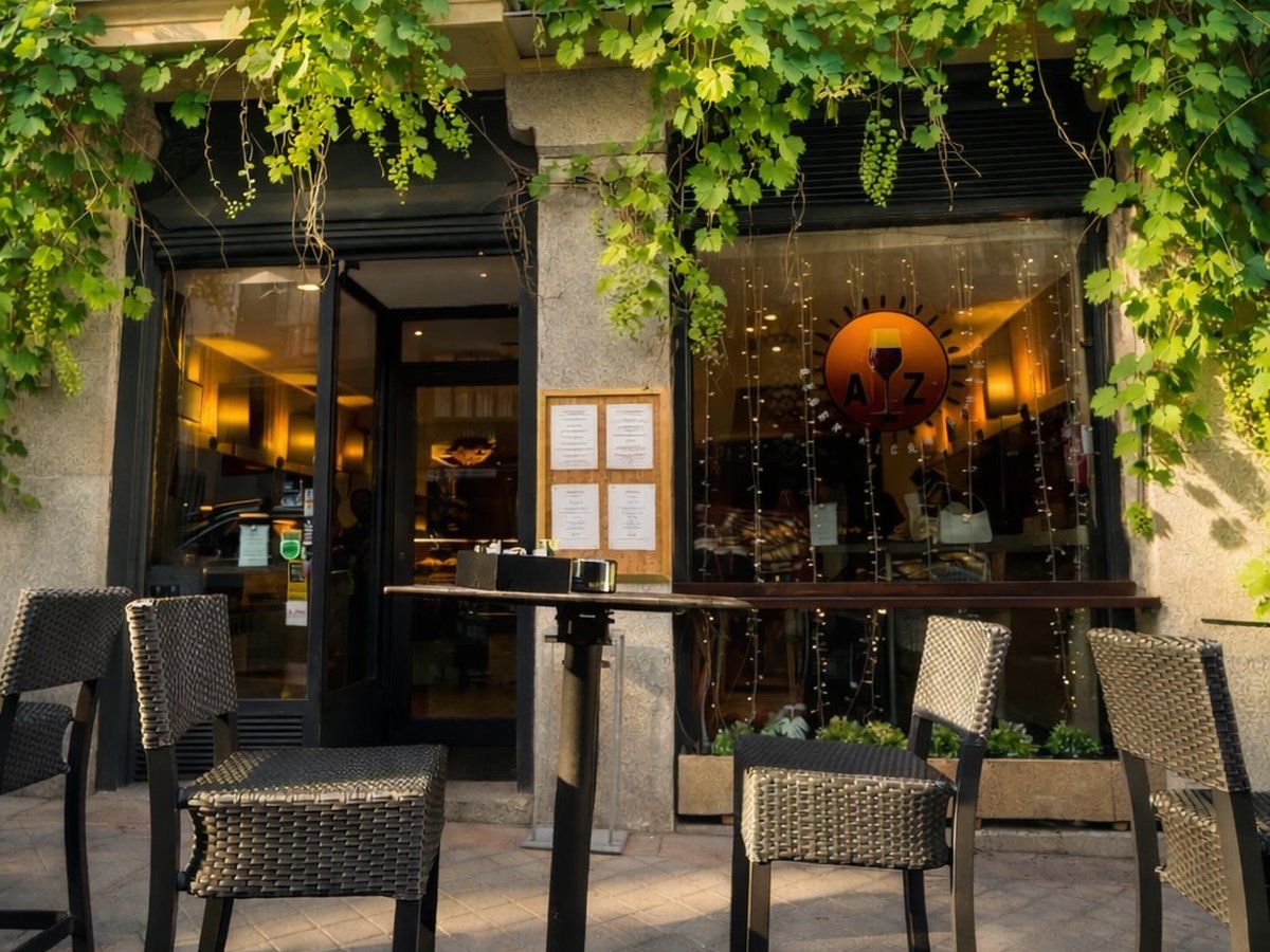 AZ Restaurante - Restaurante en el Retiro — cocina española tradicional — menú del día en Madrid