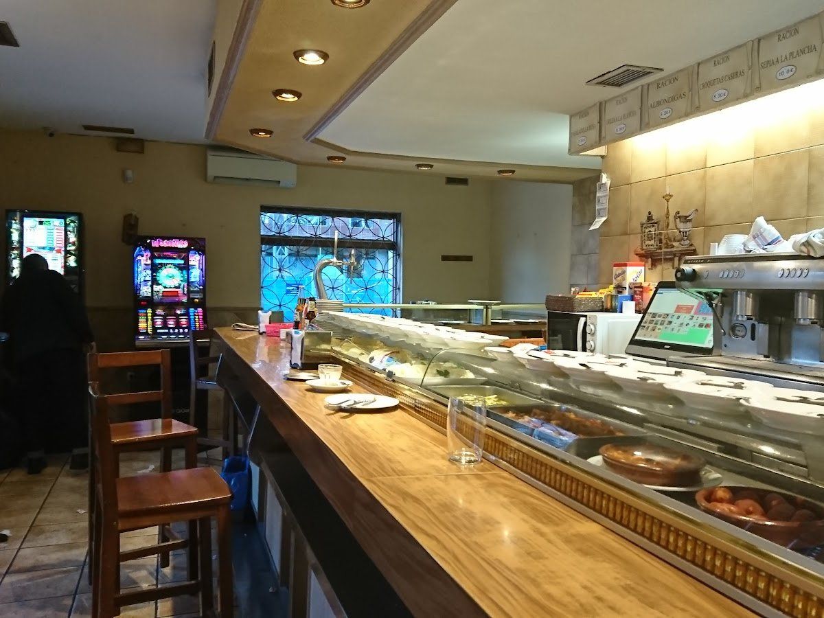 Bar Restaurante Nago — cocina española tradicional — menú del día en Madrid