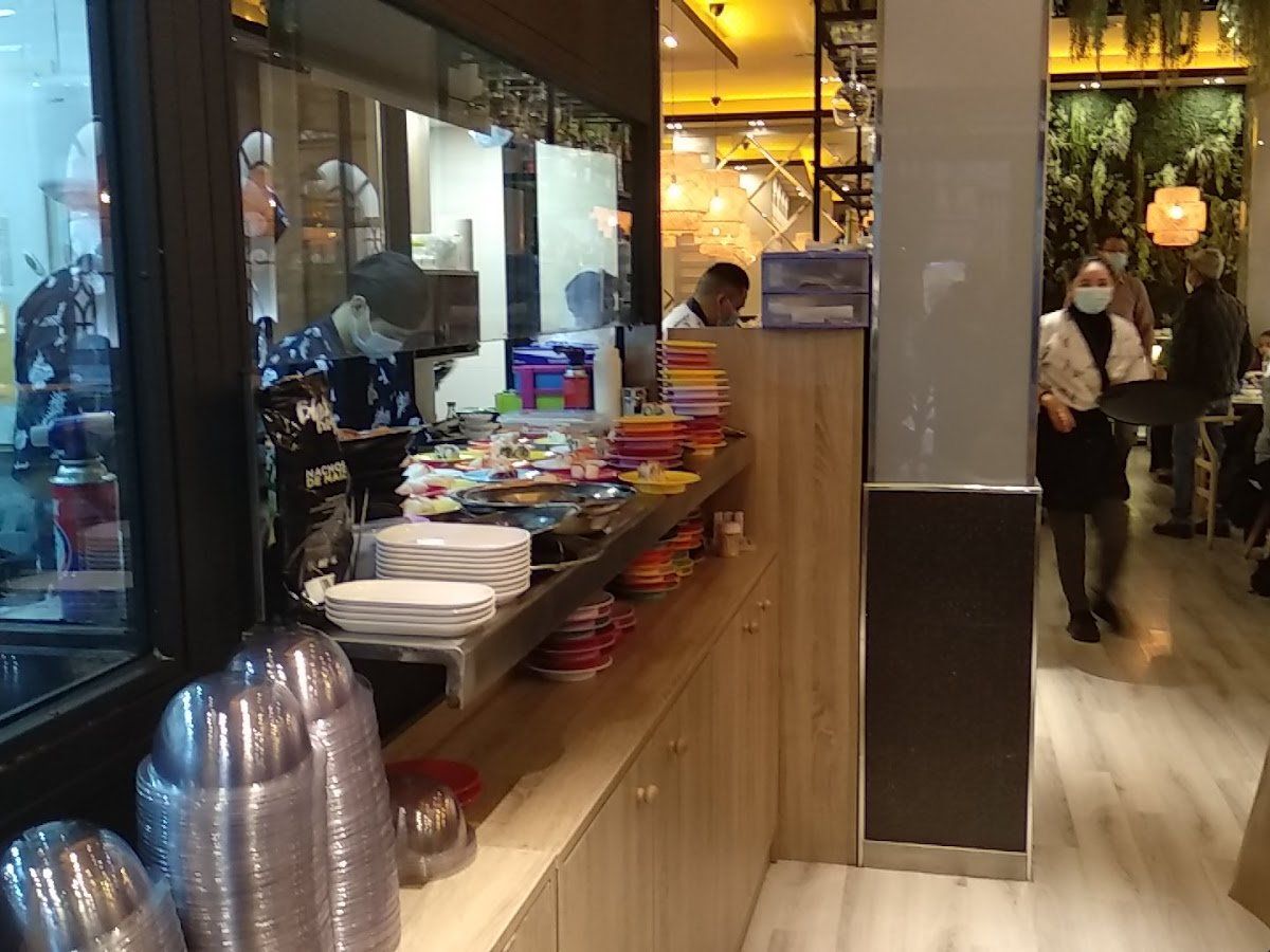 Kaiten Sushi Madrid — cocina japonesa — menú del día en Madrid